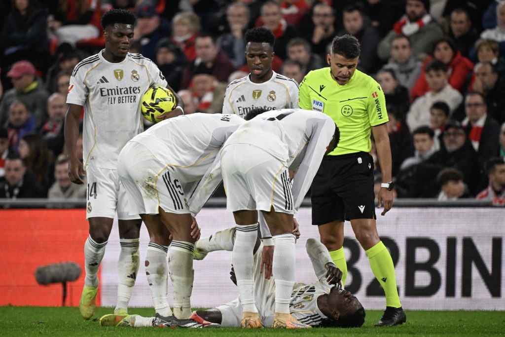 إصابة إدواردو كامافينجا - ريال مدريد ضد أتلتيك بلباو (المصدر:Gettyimages)
