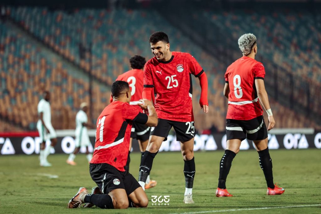 ما هي القنوات الناقلة لمباراة مصر ضد أنجولا وأين تشاهد أمم إفريقيا 2025؟