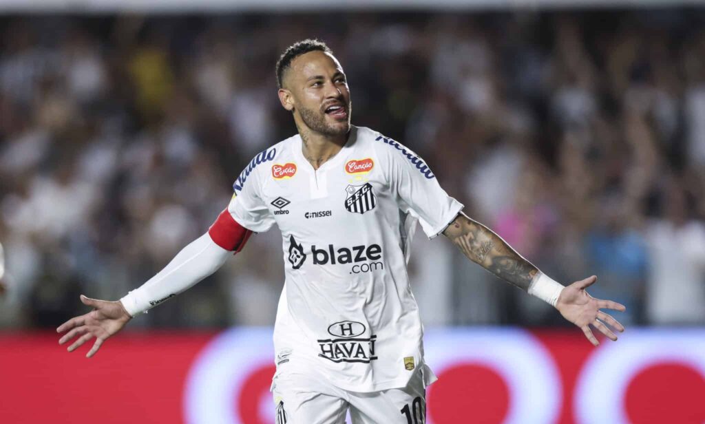 Neymar hoy necesita tener protagonismo en un Santos que lo necesita.
