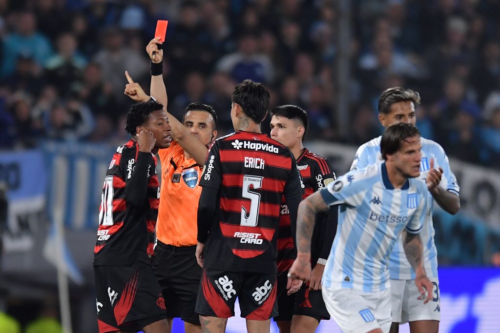 Gonzalo Plata expulsado Racing vs Flamengo