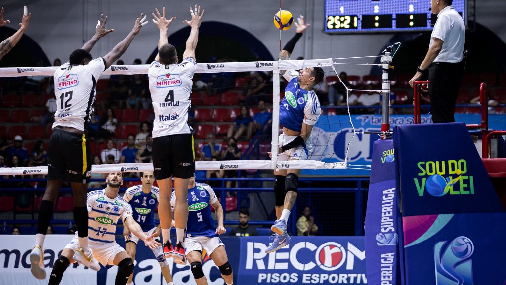 Franco (4) no bloqueio