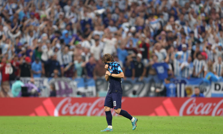 لوكا مودريتش من مباراة الأرجنتين وكرواتيا في نصف نهائي كأس العالم 2022