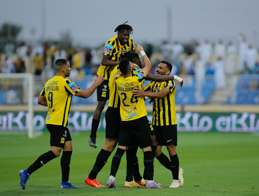 غيابات الاتحاد ضد الهلال في كلاسيكو الدوري السعودي
