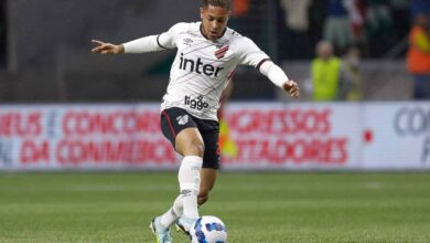 برشلونة - فيتور روكي