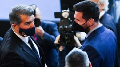 ليونيل ميسي - خوان لابورتا (المصدر:Gettyimages)