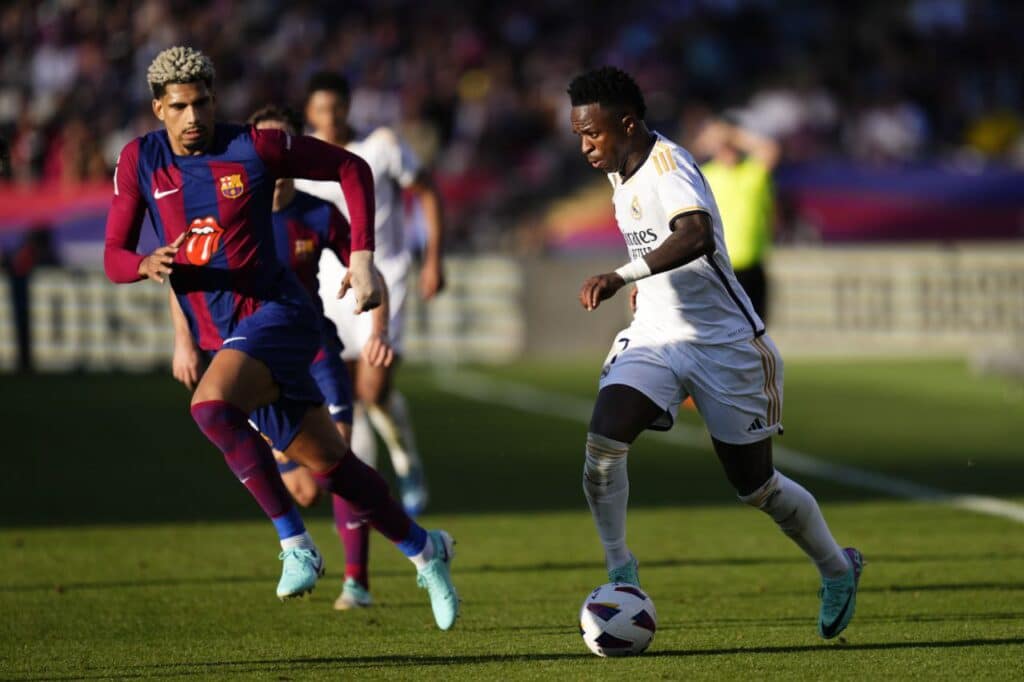 فينيسيوس جونيور - رونالد أراوخو