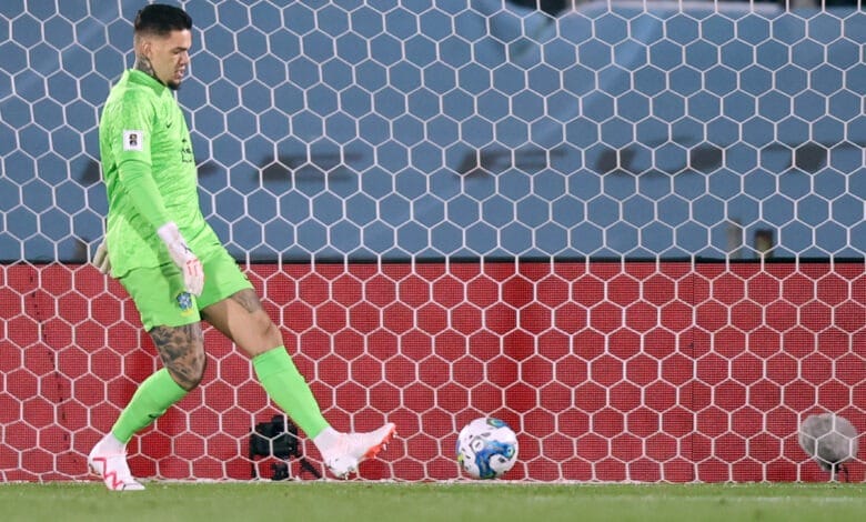 إيديرسون - مانشستر سيتي (المصدر:Gettyimages)