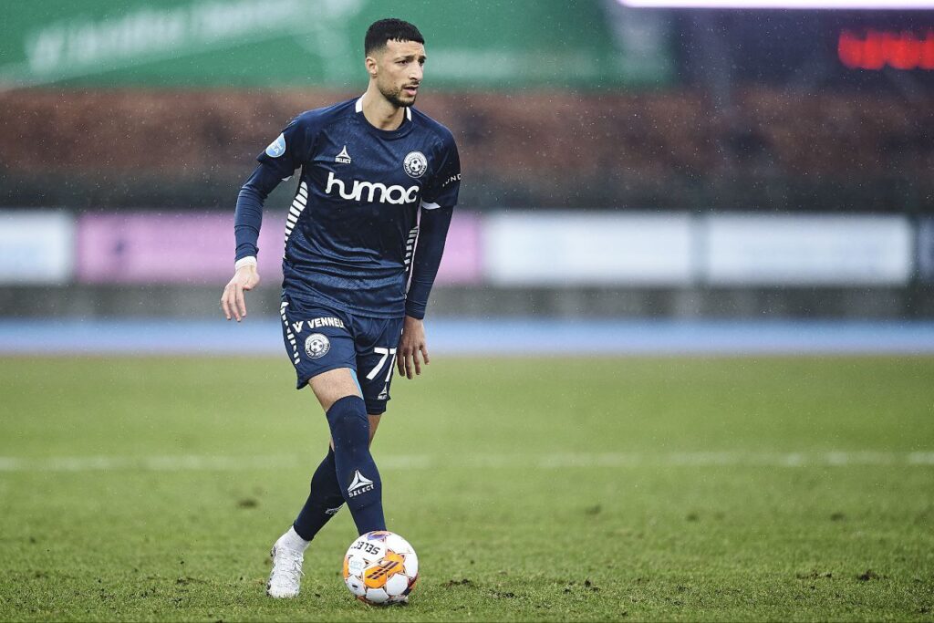 وسام أبو علي المرشح للانتقال لـ الأهلي