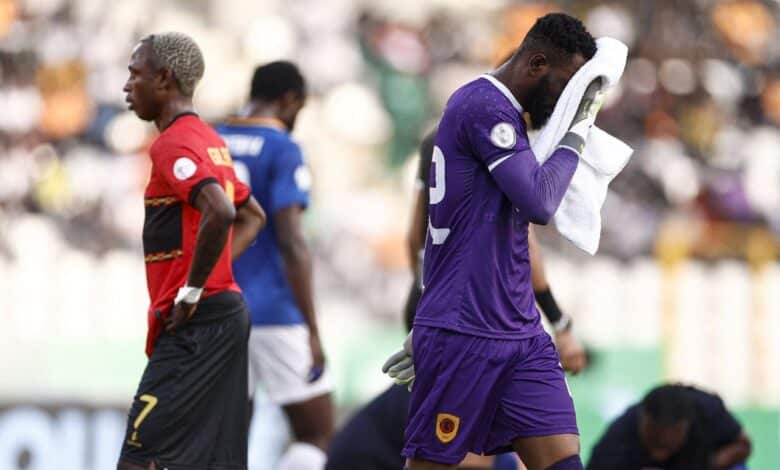 نيبلو حارس مرمى أنجولا ضد ناميبيا