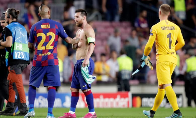 أرتورو فيدال - ليونيل ميسي - برشلونة