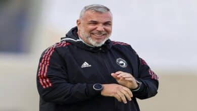 كوزمين مدرب الشارقة الإماراتي