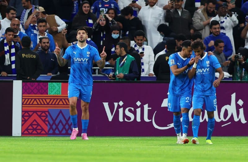 القنوات الناقلة لمباراة الهلال ضد الطائي