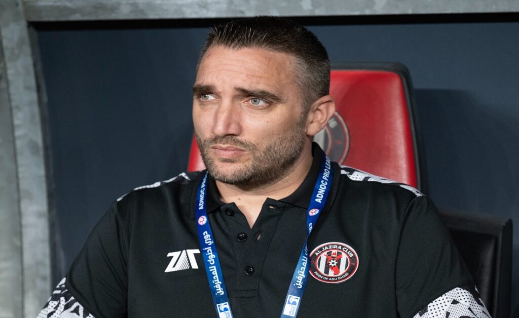 جريجوري مدرب الجزيرة الإماراتي