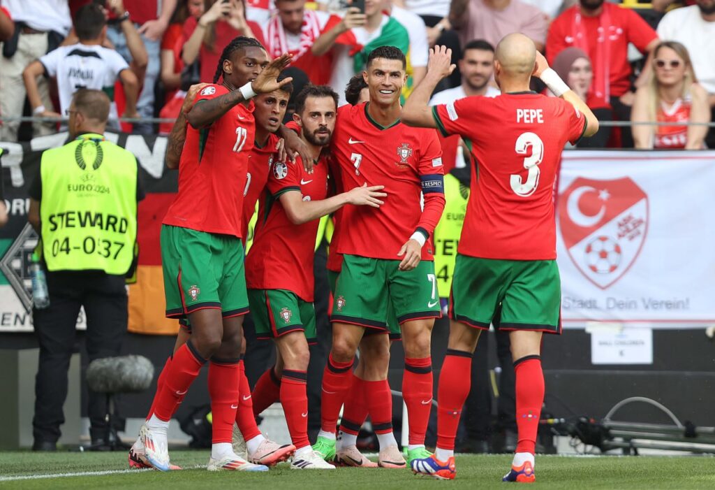 البرتغال