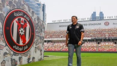 حسين عموتة مدرب الجزيرة الإماراتي