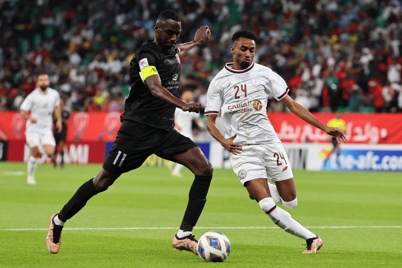 الهلال يتعاقد مع متعب الحربي بعد صراع كبير مع النصر