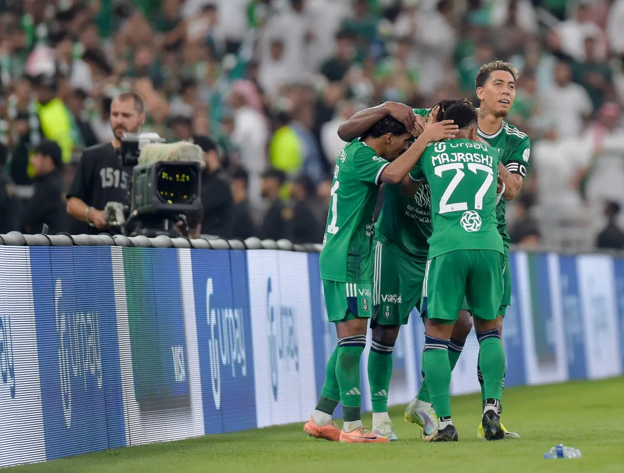 في الكورة :
رسميًا – الأهلي السعودي يضم جالينو من بورتو في الكورة :
رسميًا – الأهلي السعودي يضم جالينو من بورتو