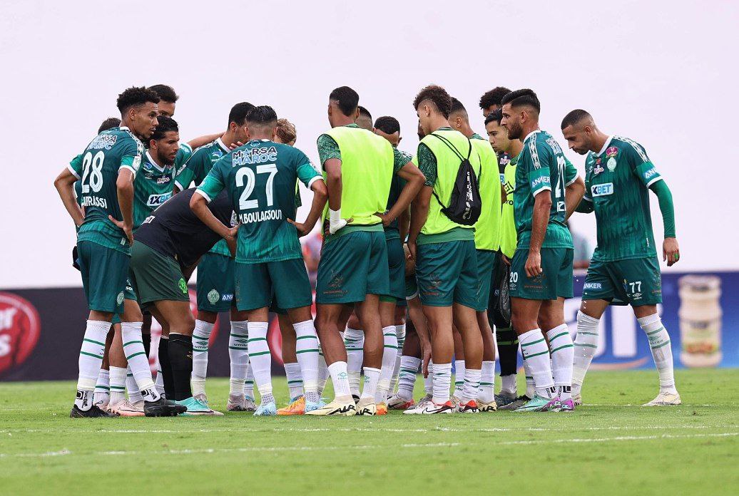 في الكورة :
الرجاء يستعيد أبرز عناصره قبل مباراة الفتح الرباطي في الكورة :
الرجاء يستعيد أبرز عناصره قبل مباراة الفتح الرباطي