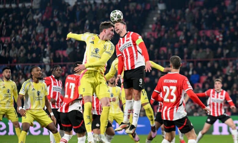 دوشان فلاهوفيتش - يوفنتوس ضد آيندهوفن