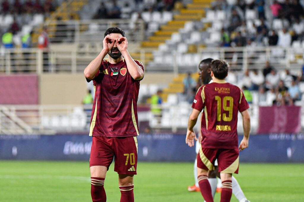 في الكورة :
نتيجة مباراة الوحدة ضد النصر في الجولة 20 بالدوري الإماراتي.. التعادل يحسم القمة في الكورة :
نتيجة مباراة الوحدة ضد النصر في الجولة 20 بالدوري الإماراتي.. التعادل يحسم القمة