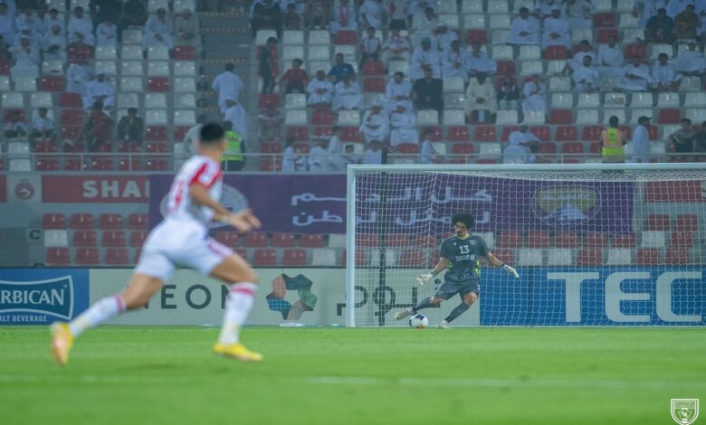 الشارقة ضد التعاون