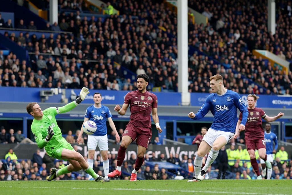 عمر مرموش - مانشستر سيتي ضد إيفرتون