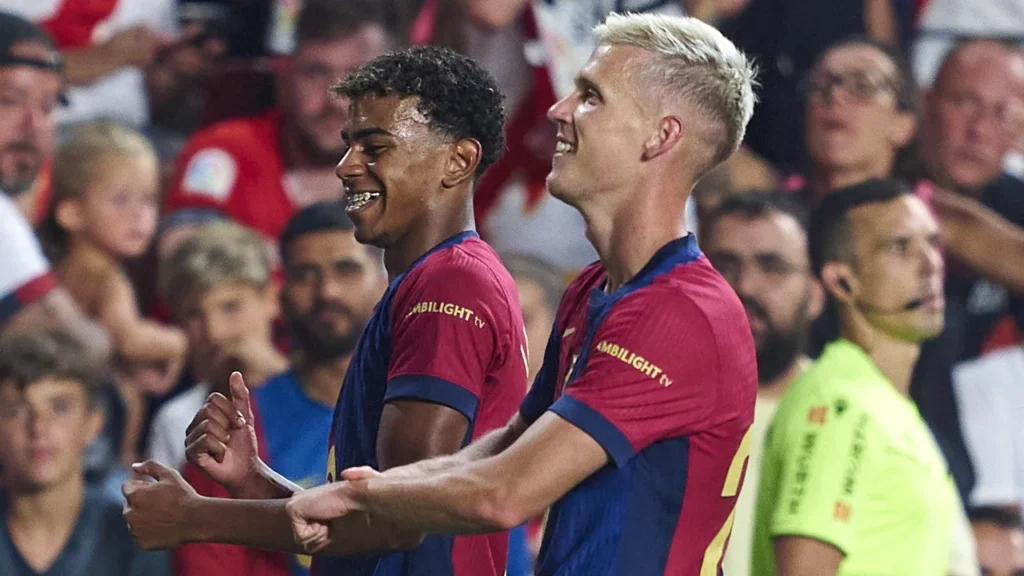 داني أولمو - لامين يامال - برشلونة (المصدر:Gettyimages)