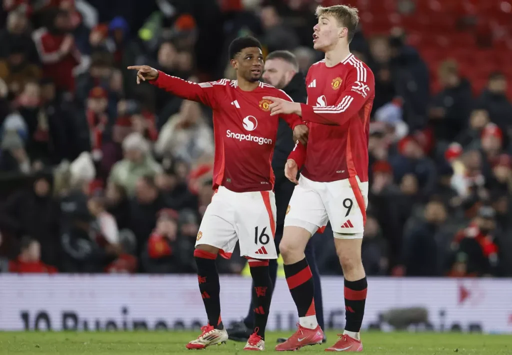 تشكيل مانشستر يونايتد ضد توتنهام في نهائي الدوري الأوروبي 2025