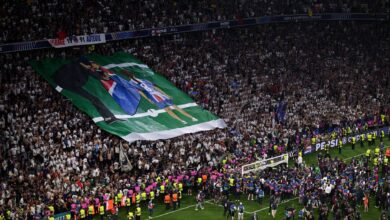 لافتة جماهير باريس سان جيرمان لـ ابنة لويس إنريكي