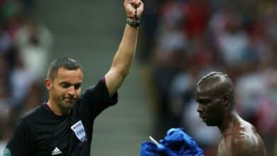 إنذار لخلع القميص - المصدر: gettyimages