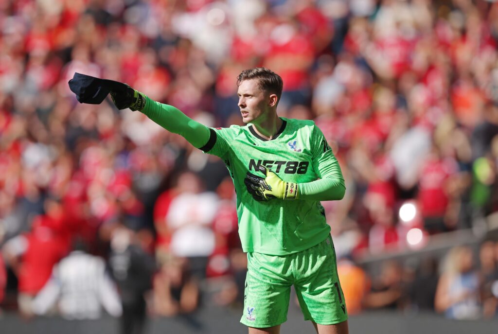 دين هندرسون - كريستال يالاس - المصدر (Getty images)