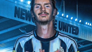 نيك فولتميد لاعبًا لـ نيوكاسل يونايتد