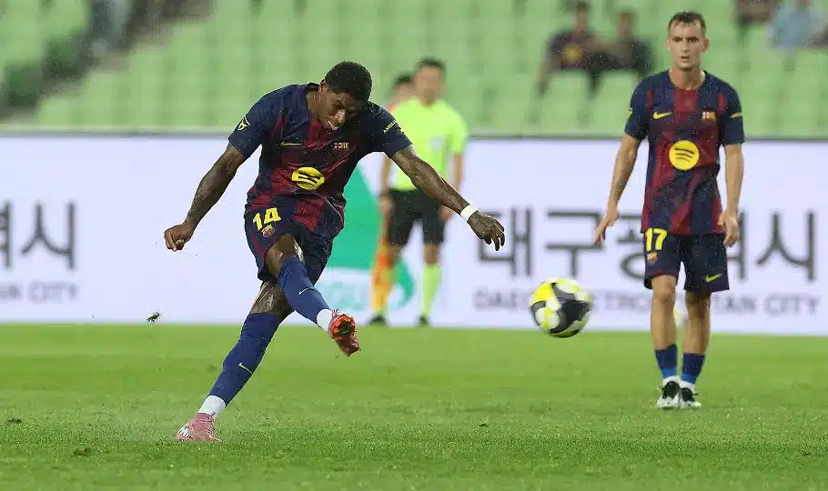 القنوات الناقلة لمباراة برشلونة ضد ليفانتي في الدوري الإسباني 2025-26