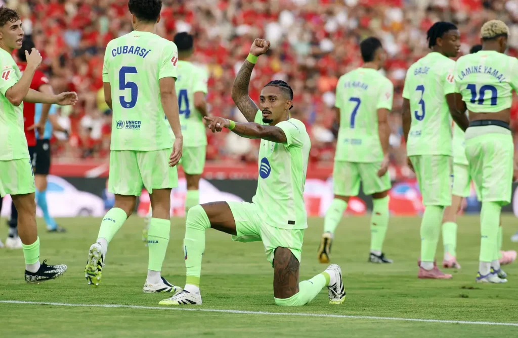 ما القناة الناقلة لمباراة برشلونة ضد فالنسيا وأين تشاهد مباريات الدوري الإسباني؟