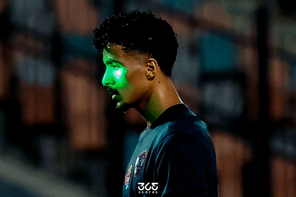 حسام عبد المجيد من مباراة الأهلي ضد الزمالك.. تصوير: مصطفى الشحات