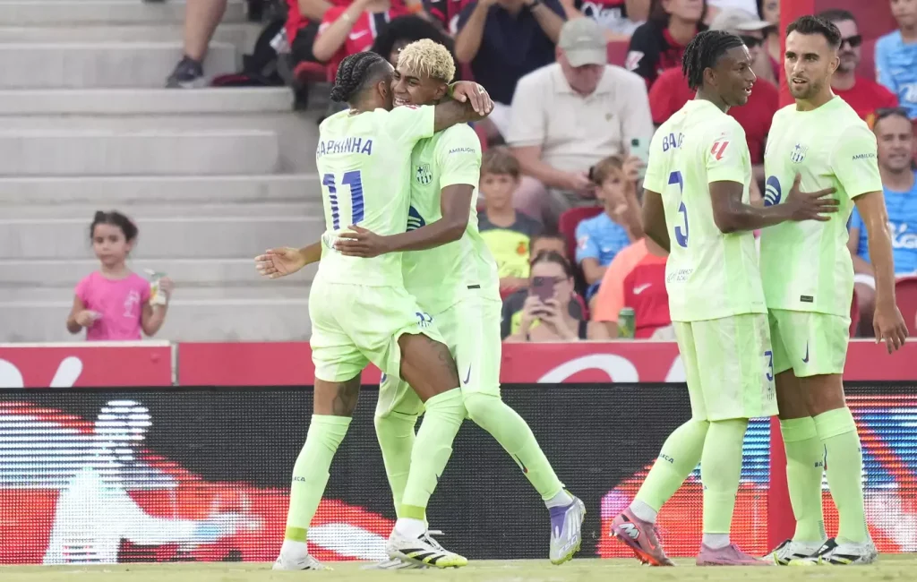 تشكيل برشلونة ضد فالنسيا بالجولة 4 في الدوري الإسباني 2025-26