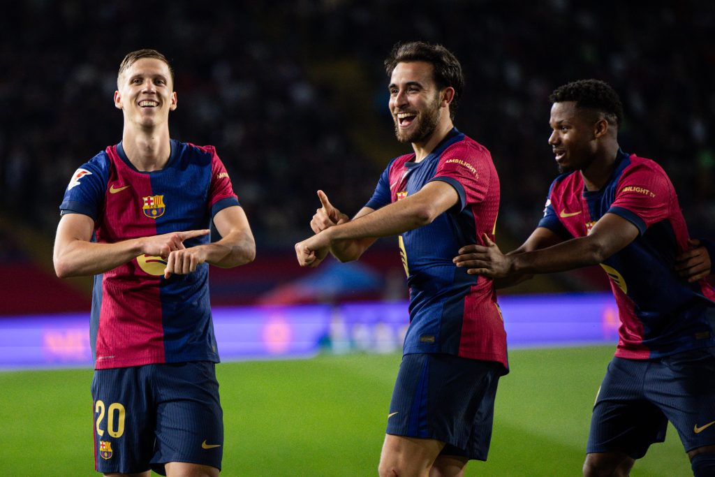 داني أولمو - إيريك جارسيا - أليخاندرو بالدي - برشلونة - المصدر (Getty images)