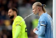 إيرلينج هالاند يبصق في ملعب كرة القدم - المصدر: gettyimages