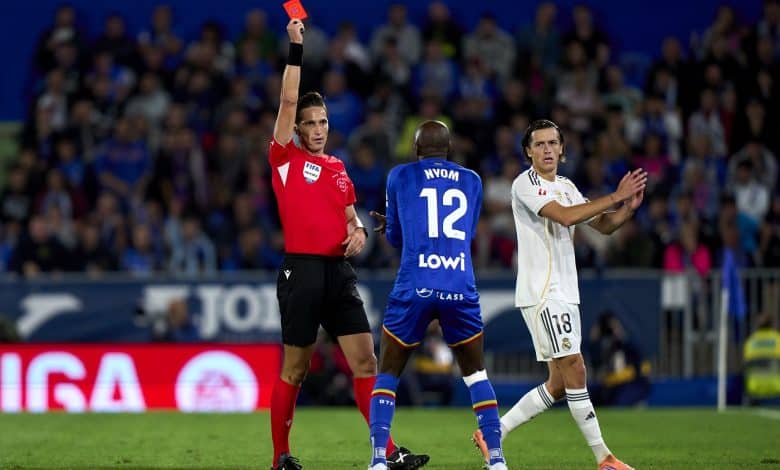 ريال مدريد - خيتافي - طرد ألان نيوم - الحكم لويس مونويرا مونتيرو - المصدر (Getty images)