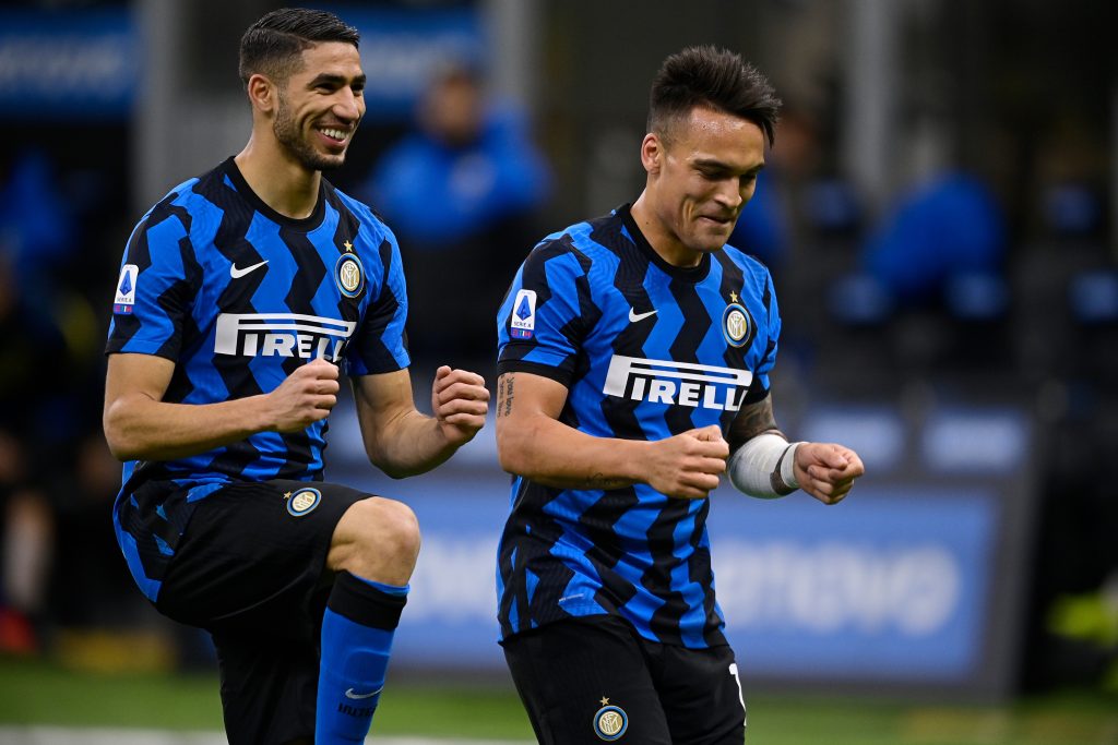 أشرف حكيمي - لاوتارو مارتينيز - (المصدر:Gettyimages)