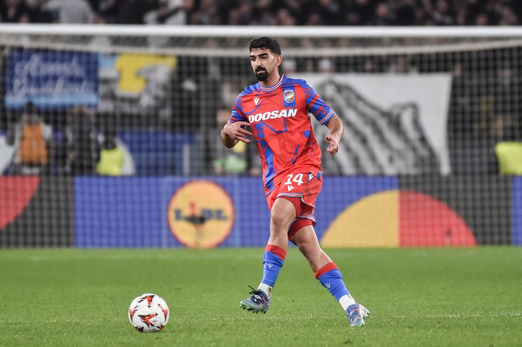 ميرخاس دوسكي - فيكتوريا بلزن (المصدر: Getty images)