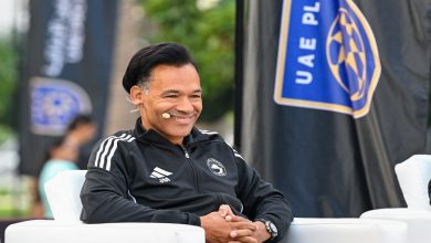 خوسيه مورايس مدرب الشارقة- المصدر: حساب رابطة المحترفين الإماراتية