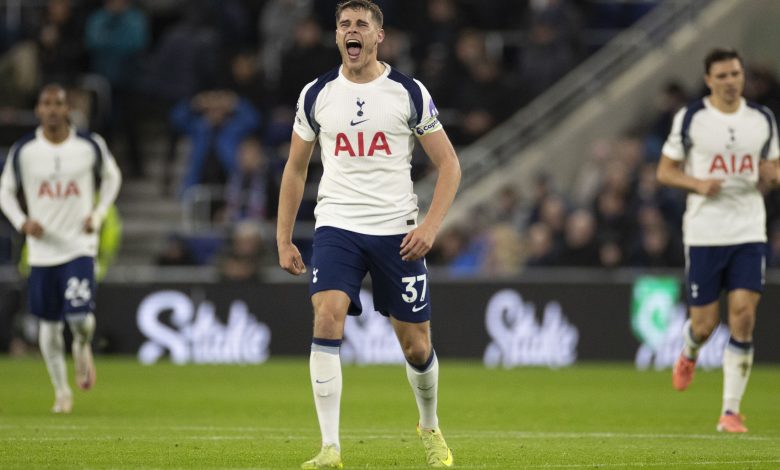 ميكي فان دي فين - المصدر (Getty images)