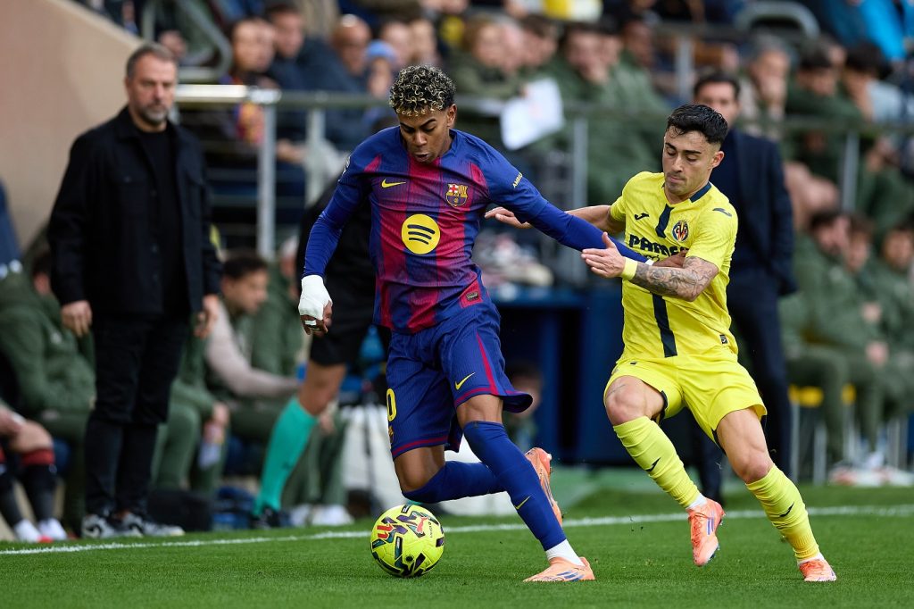 لامين يامال - ألبيرتو مورييرا- فياريال - برشلونة - المصدر (Getty images)