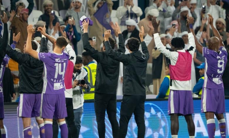 فريق العين - المصدر: حساب رابطة المحترفين الإماراتية