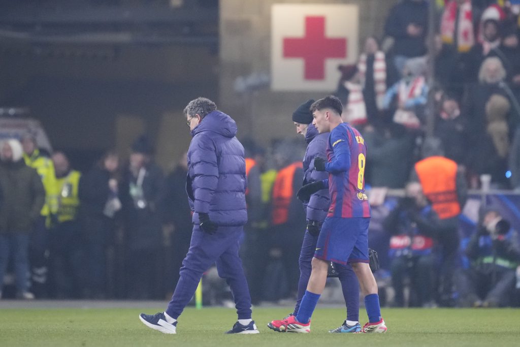 إصابة بيدري - سلافيا براج ضد برشلونة المصدر (Getty images)