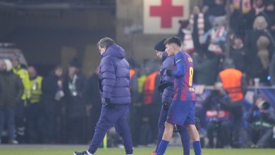 إصابة بيدري - سلافيا براج ضد برشلونة المصدر (Getty images)