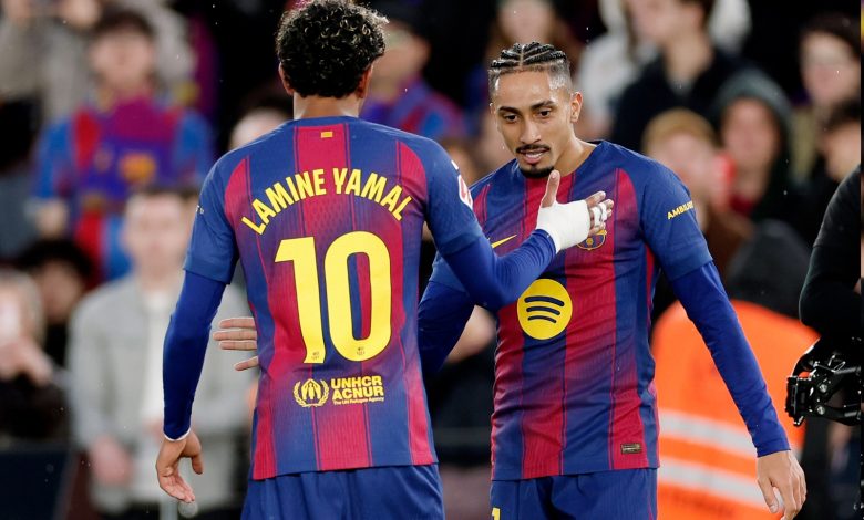 لامين يامال - رافينيا - برشلونة - المصدر (Getty images)