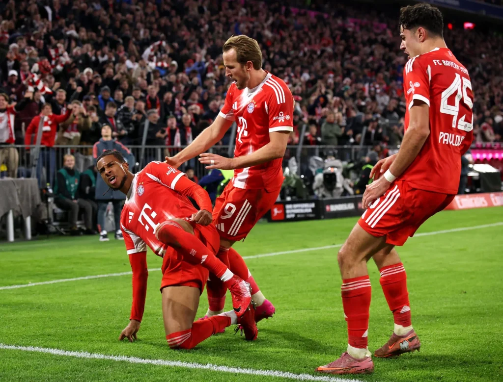 متى موعد مباراة بايرن ميونخ وآيندهوفن في دوري أبطال أوروبا 2026؟