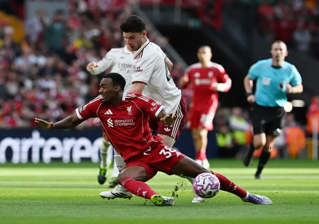 موعد مباراة ليفربول القادمة ضد أرسنال في الدوري الإنجليزي 2026